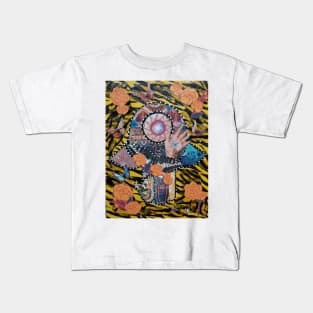 BUTTERFLY EFFECT Hamsa by Harriette Knight Kids T-Shirt